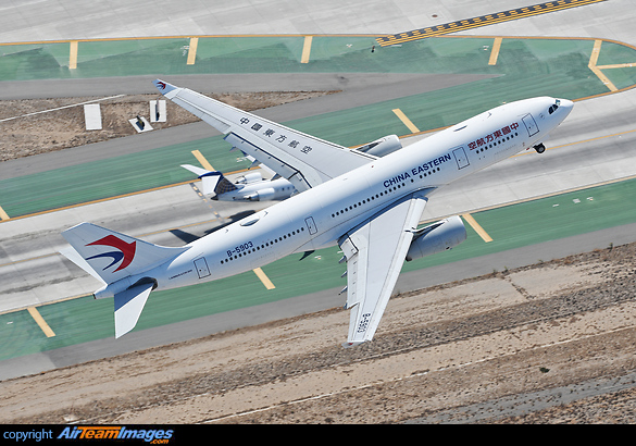 Airbus A330-243 Airbus A330-243