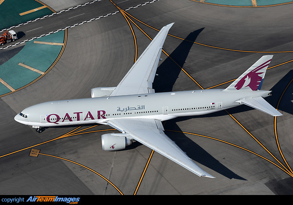 Boeing 777-2DZ/LR Boeing 777-2DZ/LR