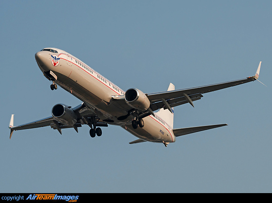Continental Airlines Retro livery Boeing 737-924/ER