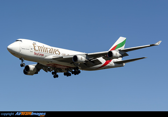 Boeing 747-4HAF/ER/SCD Boeing 747-4HAF/ER/SCD