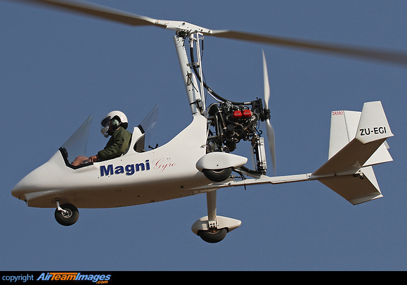 Magni M-16 Tandem Trainer Magni M-16 Tandem Trainer
