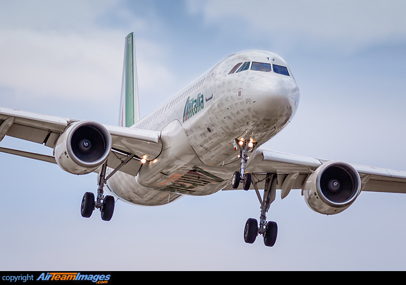Airbus A320-214 Airbus A320-214