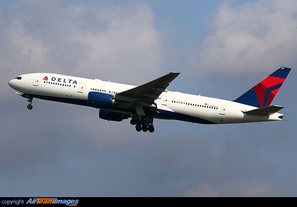Boeing 777-232/ER Boeing 777-232/ER