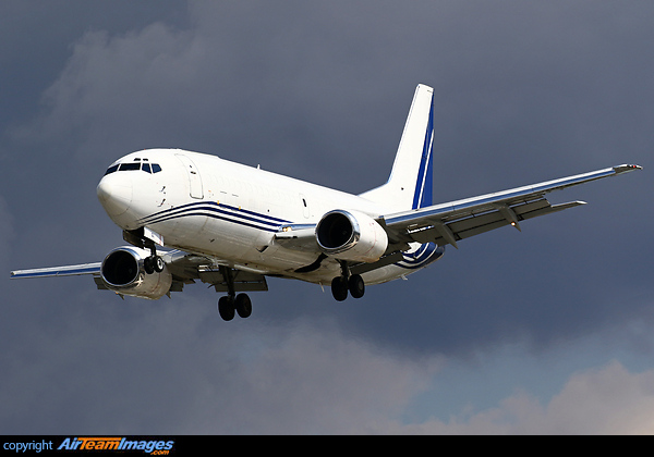 Boeing 737-322F Boeing 737-322F