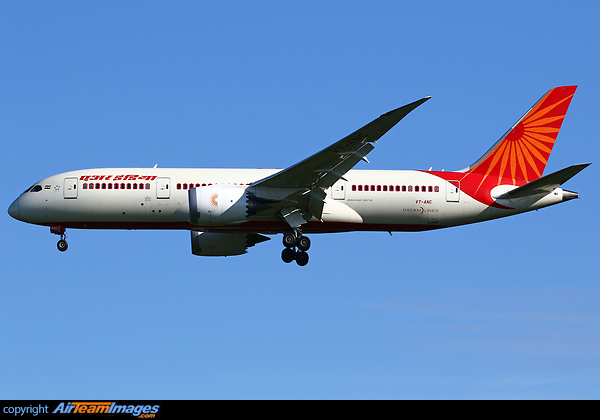 Boeing 787-8 Dreamliner Boeing 787-8 Dreamliner