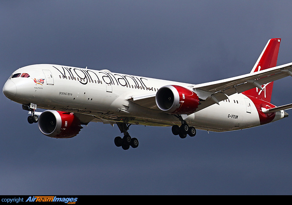 Boeing 787-9 Dreamliner Boeing 787-9 Dreamliner