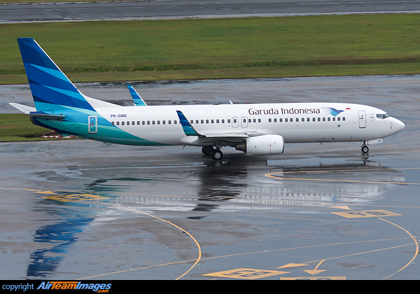 Boeing 737-8UG Boeing 737-8UG