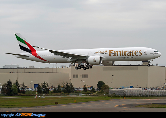 Boeing 777-31H/ER Boeing 777-31H/ER