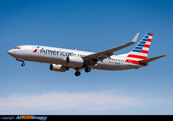 Boeing 737-823 Boeing 737-823