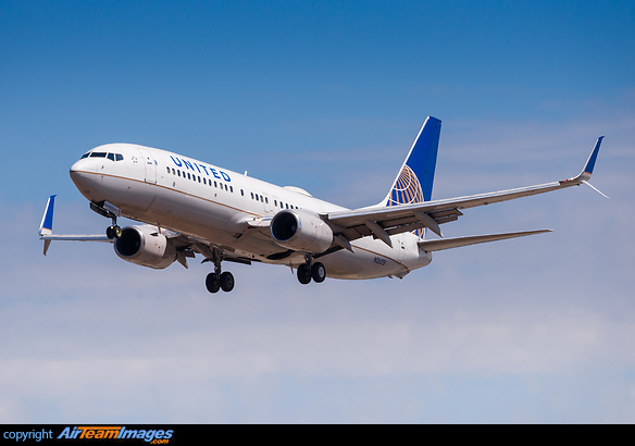 Boeing 737-824 Boeing 737-824