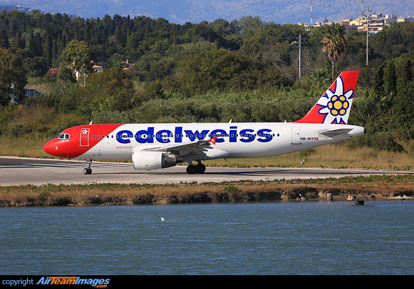 Airbus A320-214 Airbus A320-214