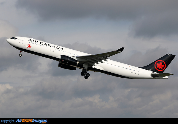 First Air Canada Airbus A330 in the new colours. Airbus A330-343X