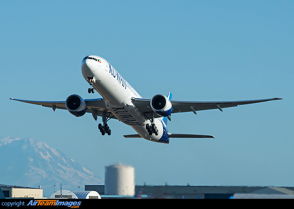 Head on rotation shot on her delivery maiden voyage to Kuwait city Boeing 777-369/ER