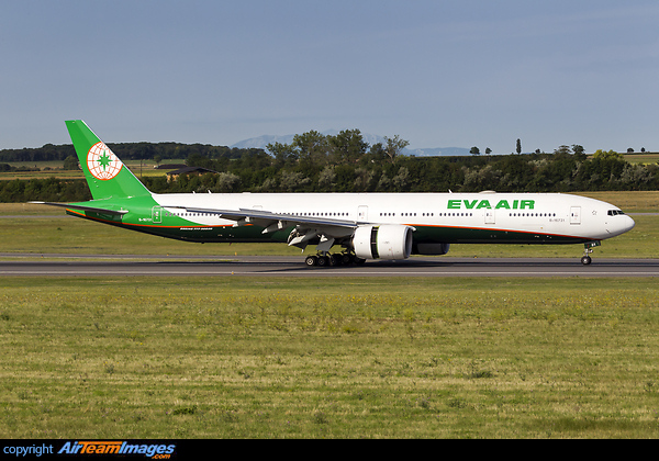 Boeing 777-36N/ER Boeing 777-36N/ER