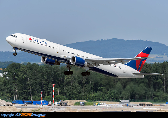 Boeing 767-432/ER Boeing 767-432/ER