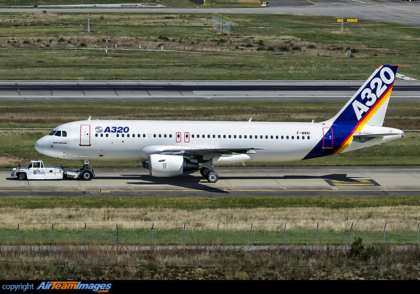 Airbus A320-111 Airbus A320-111