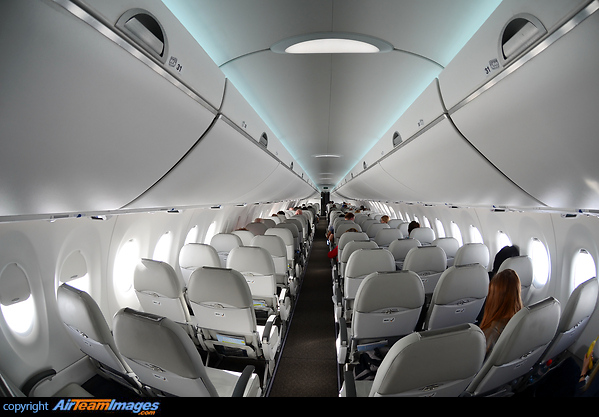Bombardier CS300 Bombardier CS300