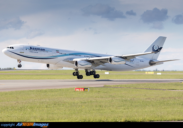 Airbus A340-311 Airbus A340-311