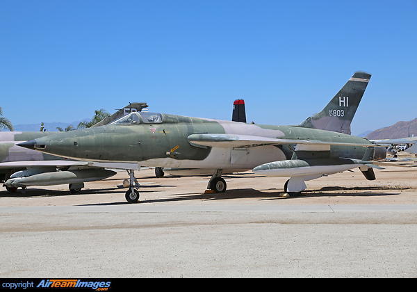 Republic F-105B Thunderchief Republic F-105B Thunderchief