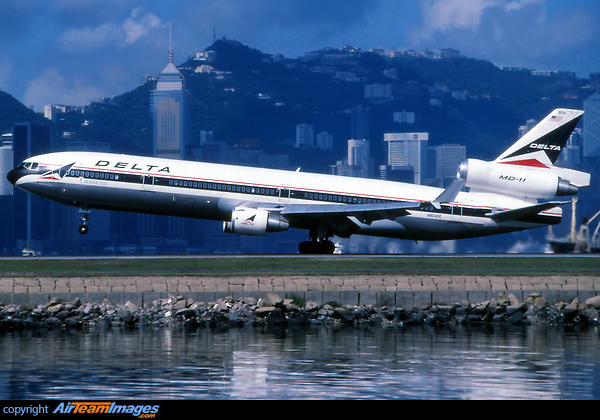 McDonnell Douglas MD-11 McDonnell Douglas MD-11