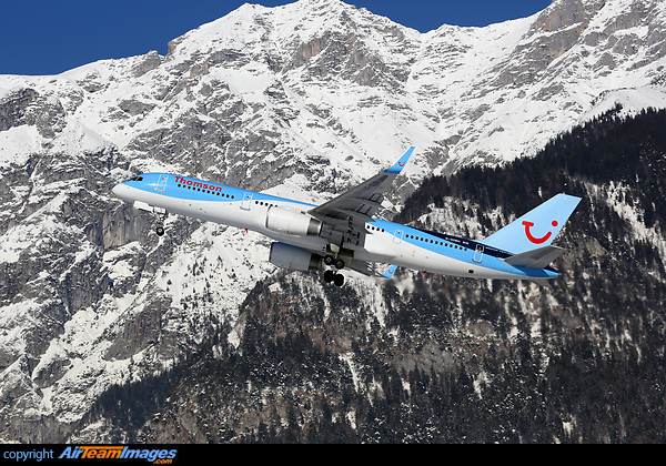 Boeing 757-236 Boeing 757-236