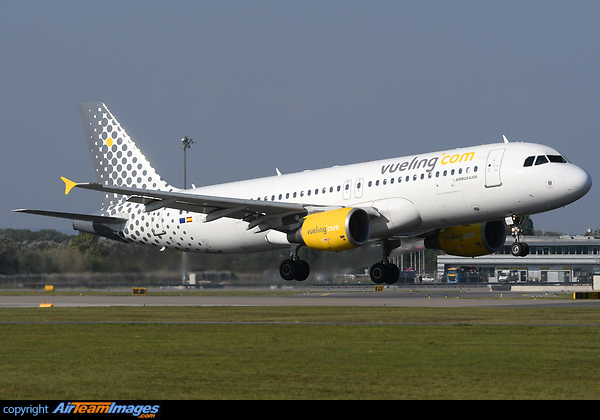 Airbus A320-214 Airbus A320-214