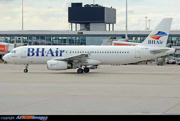 Airbus A320-232 Airbus A320-232