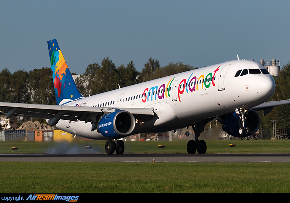 Airbus A321-211 Airbus A321-211