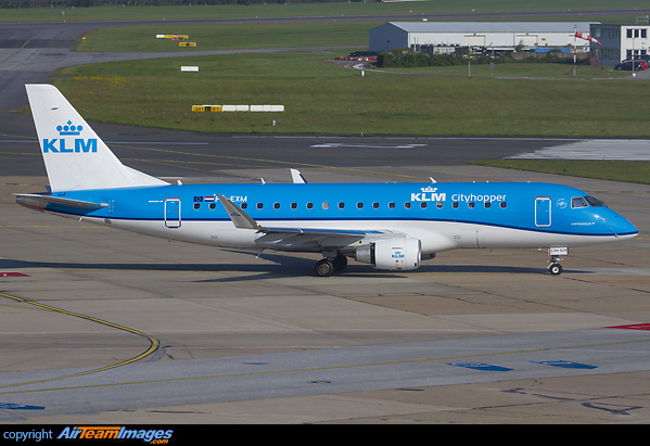 Embraer ERJ-175STD Embraer ERJ-175STD