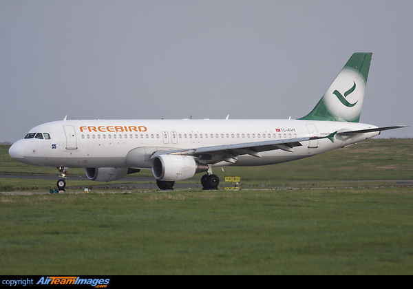 Airbus A320-214 Airbus A320-214