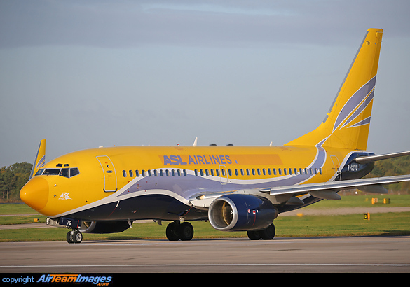 Boeing 737-73S Boeing 737-73S