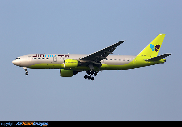 Boeing 777-2B5/ER Boeing 777-2B5/ER