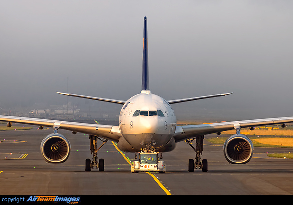 Airbus A330-343X Airbus A330-343X