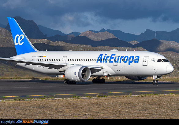 Boeing 787-8 Dreamliner Boeing 787-8 Dreamliner