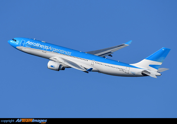 Airbus A330-223 Airbus A330-223