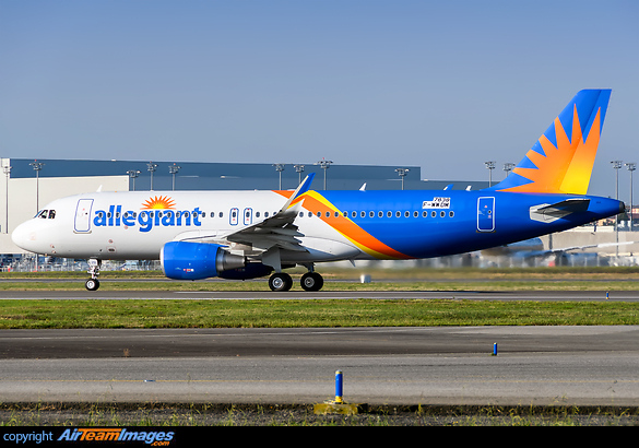 Airbus A320-214 Airbus A320-214