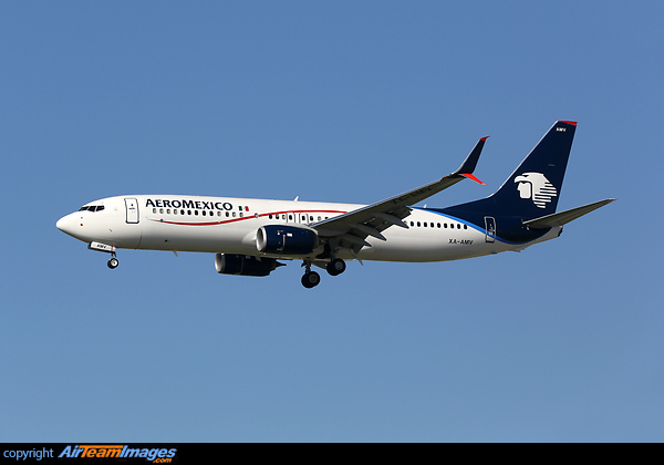 Boeing 737-852 Boeing 737-852