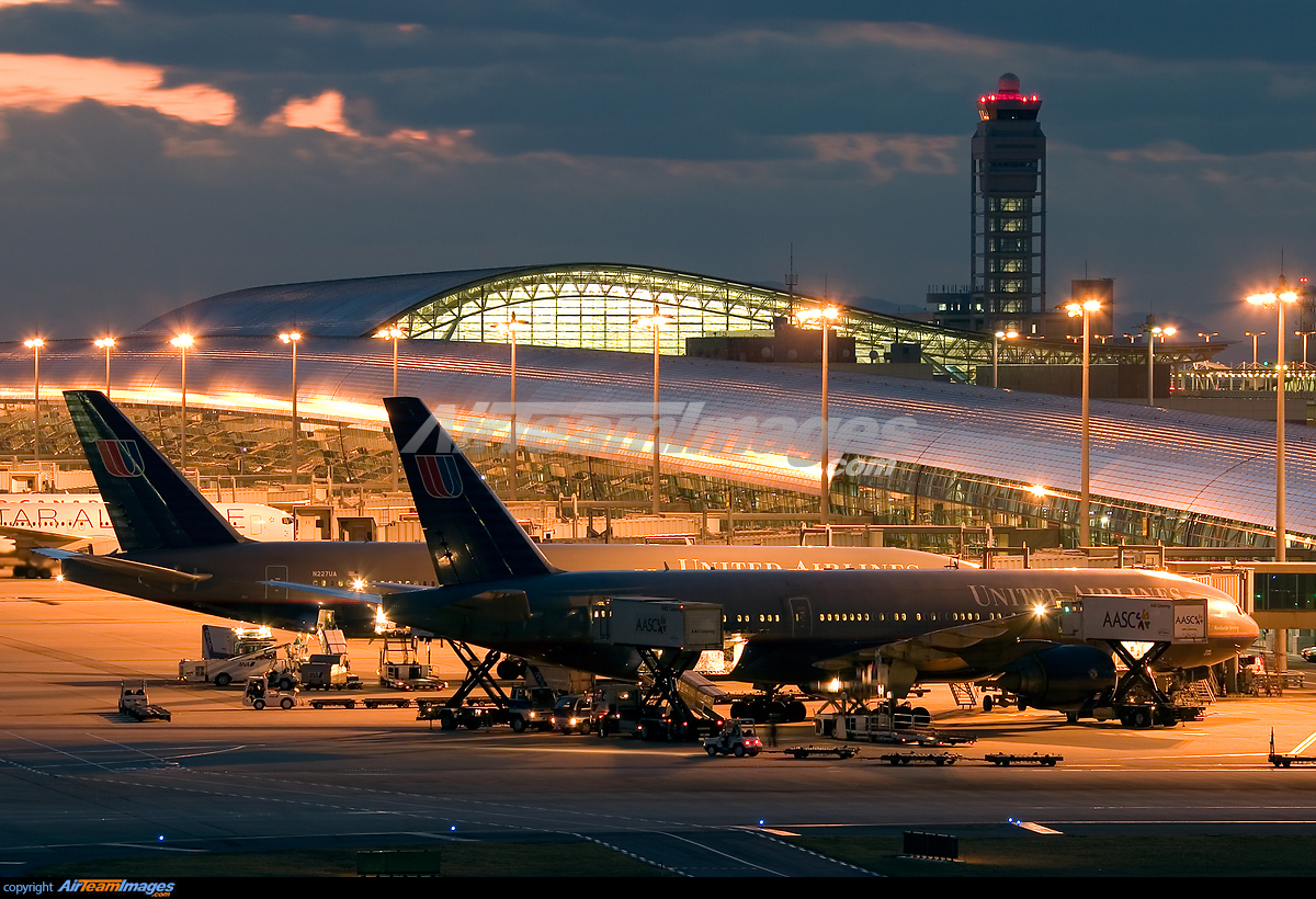 Osaka - Kansai Airport - Large Preview - AirTeamImages.com