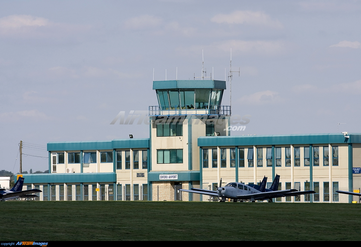 Oxford Kidlington Airport Large Preview