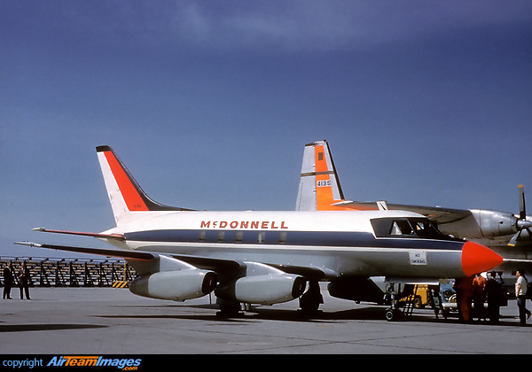 Photo taken by Robert D. Archer. Originally designated a model 119 it was designed to compete with the Jetstar for USAF contract - The Jetstar won and this aircraft was then re designated a model 220 and marketed as an executive jet by McDonnell. McDonnell 220