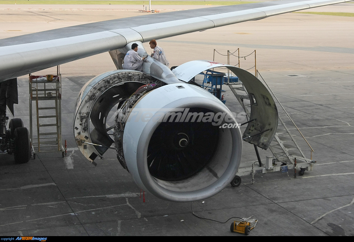 A brand new Rolls Royce Trent 700 engine waiting to be fitted to an A330 🤙