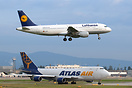 Airbus A320 & Boeing 747-400F
