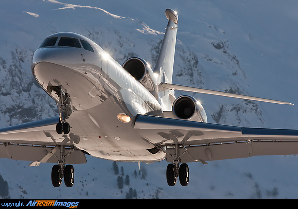 Dassault Falcon 7X shining brightly Dassault Falcon 7X