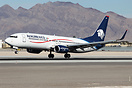 Boeing 737-852