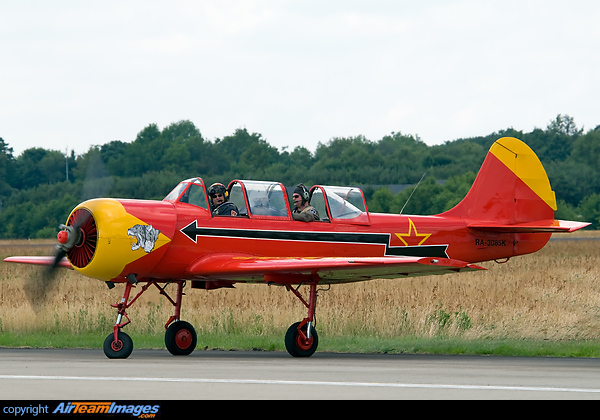 Yakovlev Yak-52 Yakovlev Yak-52