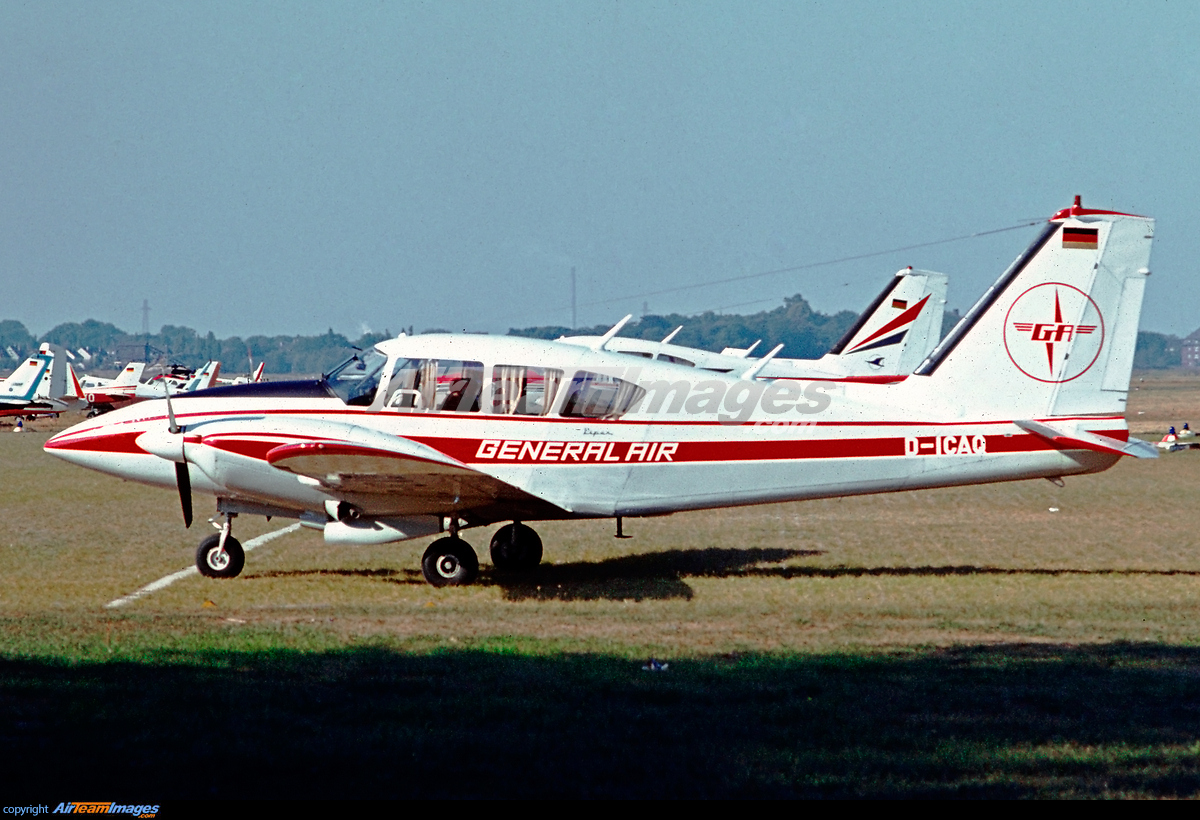 Piper PA23 Aztec Large Preview