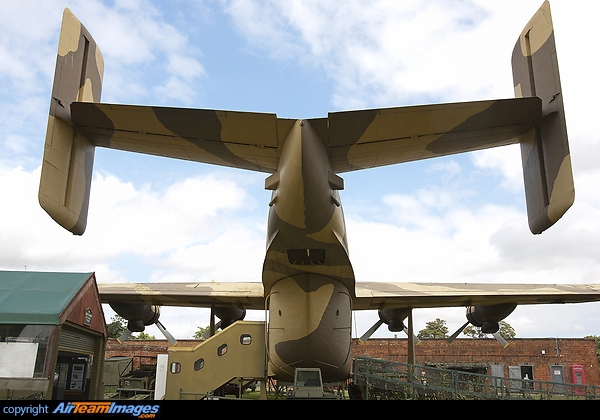 The World's only 'intact' Blackburn Beverley seen here at Fort Paull at Humberside.
This aircraft was moved here in 2003 after being saved from the scrap man. Blackburn B-101 Beverley C1