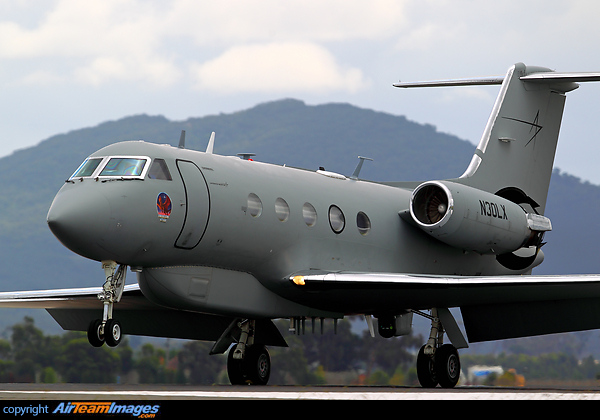 Lockheed Martin uses a series of aircraft and ground station configurations for intelligence, surveillance and reconnaissance (ISR) requirements.
For the Avalon show, the company flew in its Airborne Multi-INT laboratory (AML), a 1980s-era Gulfstream III private jet that has been converted into an ISR platform under the Dragon Star configuration. Grumman Gulfstream III