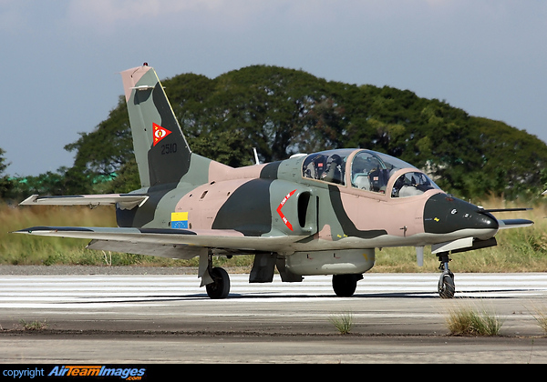 Hongdu K 8w Karakorum Jl 8w 2510 Aircraft Pictures Photos Airteamimages Com