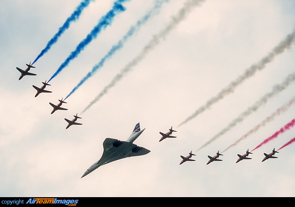 The finale of the Queen's Golden Jubilee weekend, on June 4th 2002, was a fly past that included 27 aircraft from the Royal Air Force and Concorde G-BOAD from British Airways. Concorde & Red Arrows
